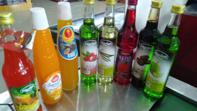 Gelas Oval 16 Oz Dengan Tutup Cembung @ 40 Pcs