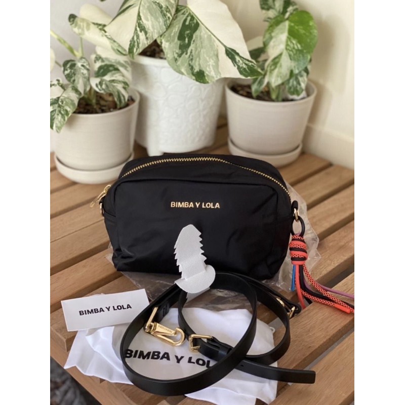 READY STOCK Bimba Y Lola tas selempang hitam authentic parasut small black tassel gold hardware