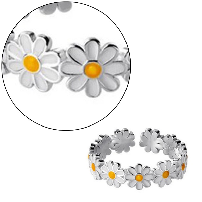 Cincin Model Terbuka Desain Bunga Daisy Kecil Dua Warna Untuk Wanita