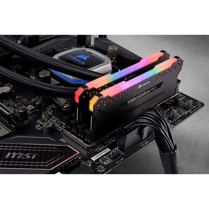 Corsair DDR4 Vengeance RGB Pro PC28800 16GB (2X8GB) - CMW16GX4M2D3600C18 - Black Heat-Spreader