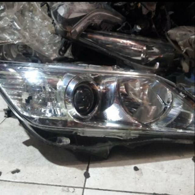 Headlamp toyota camry 2013