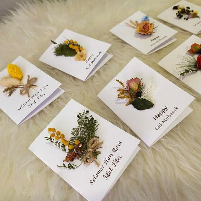 

Ready Oke] Kartu Lebaran Mini / Kartu Idul Fitri Dengan Bunga Kering