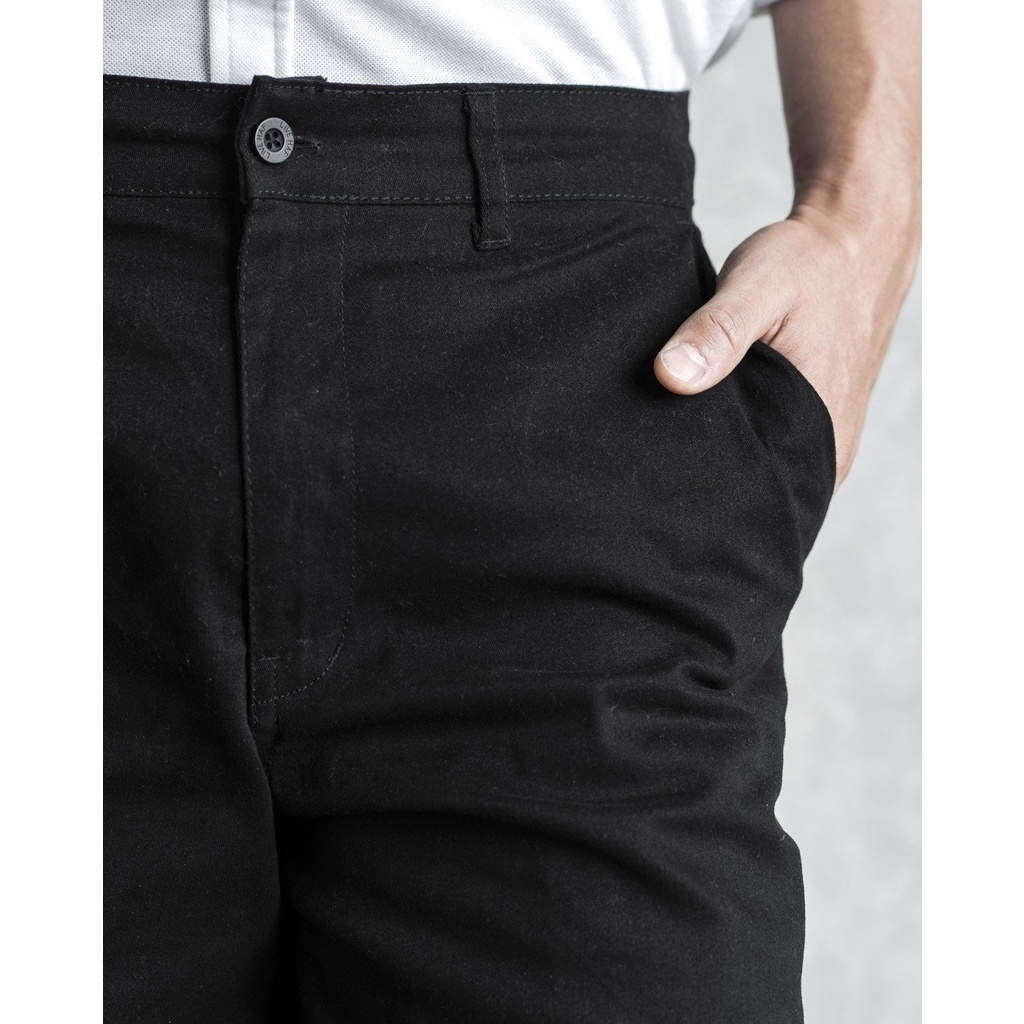 Livehaf - Tib Chino Short Pants Black