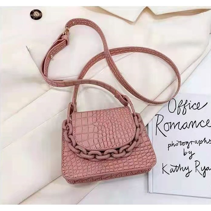 Tas Selempang Wanita Import 201212 (1 KG MUAT 4) LT1389 EL5143 GT1766