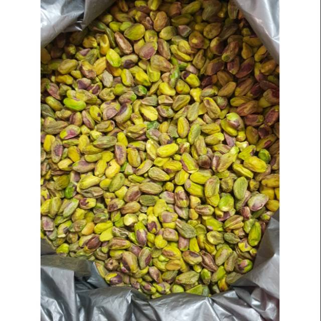

Pistachio 1kg / Kacang Pistacio mentah 1kg