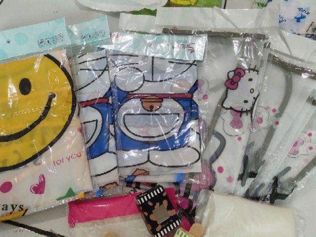 Peralatan Memasak Celemek: Motif Hello Kitty Bahan Tahan Air Dan Minyak