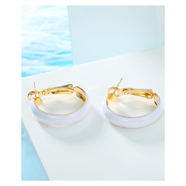 LRC Anting Tusuk Fashion Round Hoop Earrings D16553