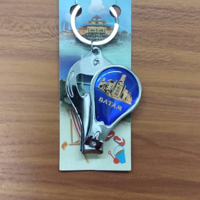

Souvenir Gunting kuku 2