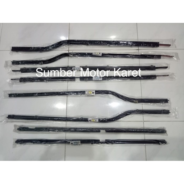 Karet Pelipit Vitara/Escudo/ Sidekick Nomade Luar Dalam