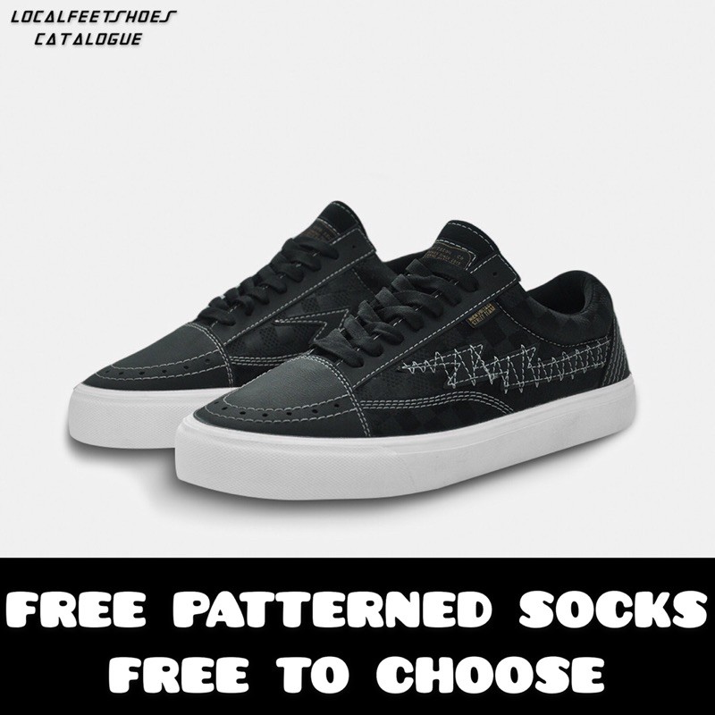 Word Division CLS Anarchy Black