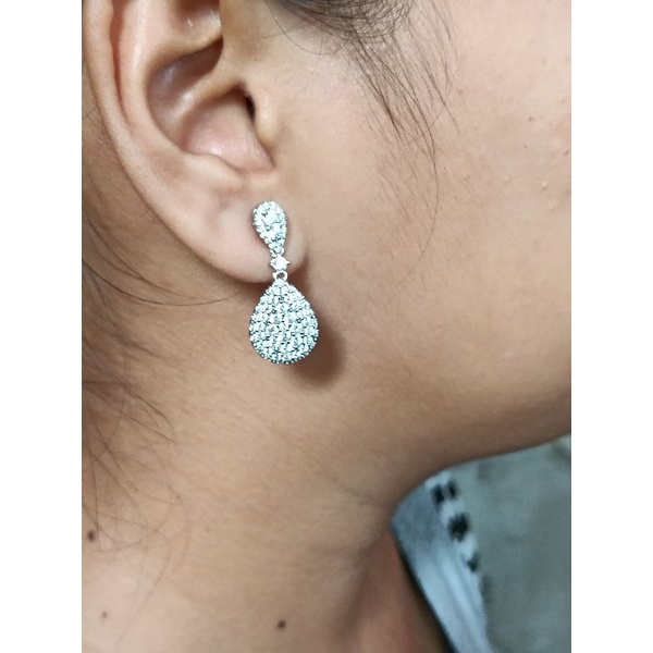 Anting vier  micro diamond, mata kilau,mewah,awet tahan lama, cocok buat yg alergi alloy