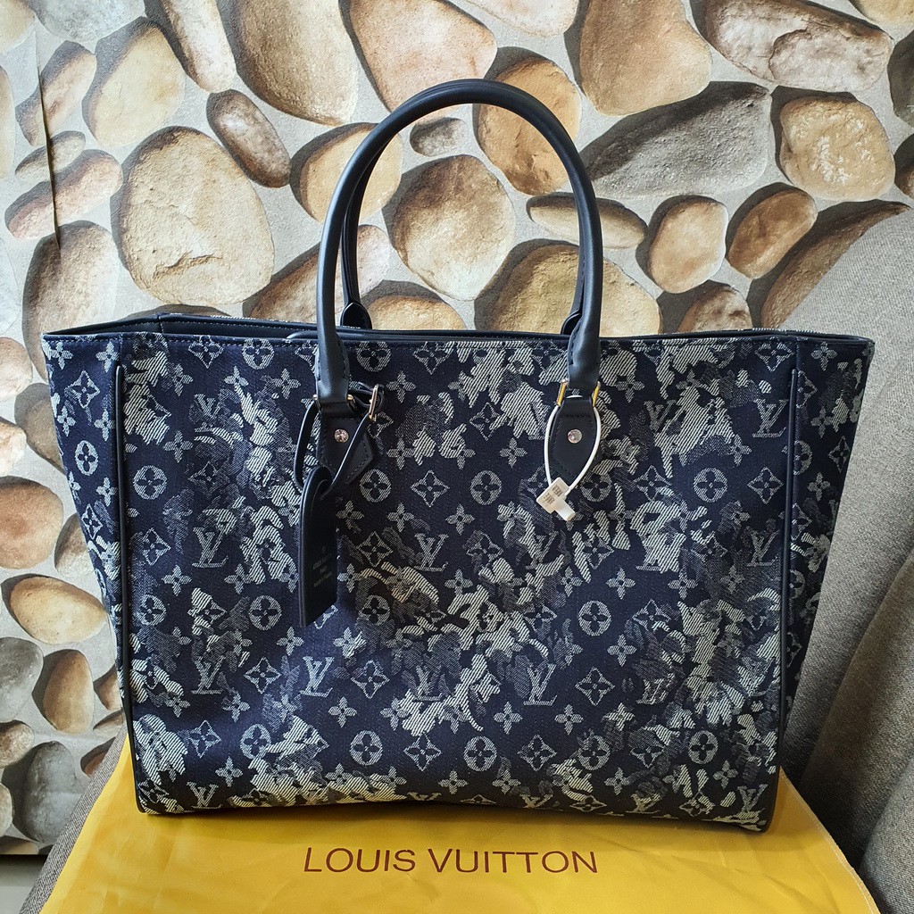 Tas LV Grand Sac Monogram Tapestry BIRDONG