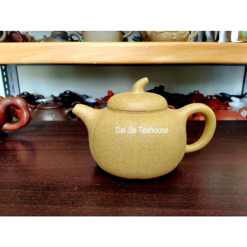 Chinese Teapot Yixing Duan Ni 200ml