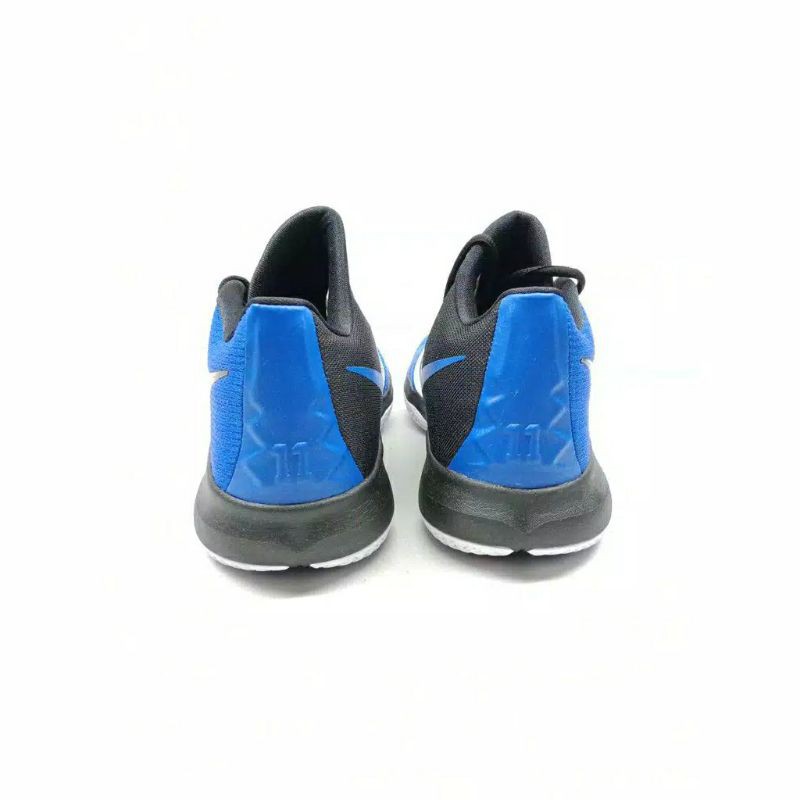 kyrie flytrap white and blue