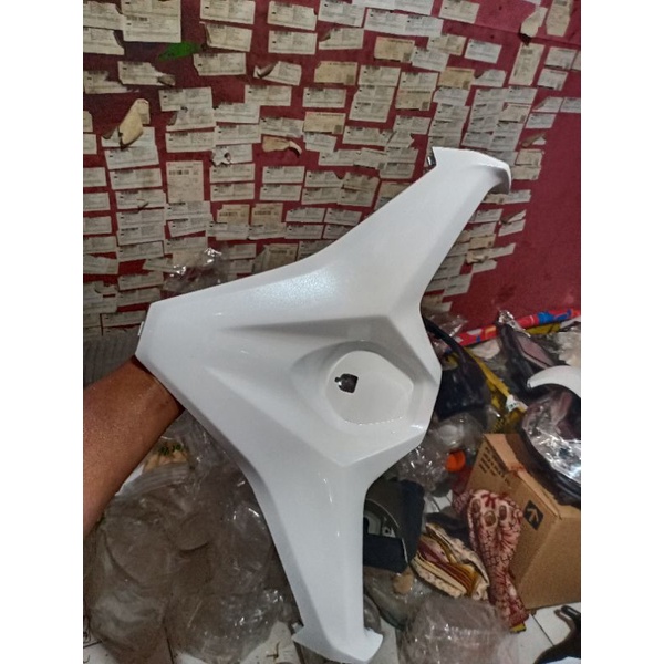cover rack vario 150 putih mutiara original dek laci kupu kupu vario 150 new th 2018 sampai 2021 ori