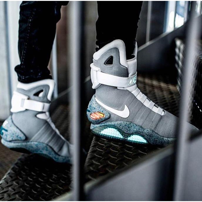 harga nike air mag back to the future