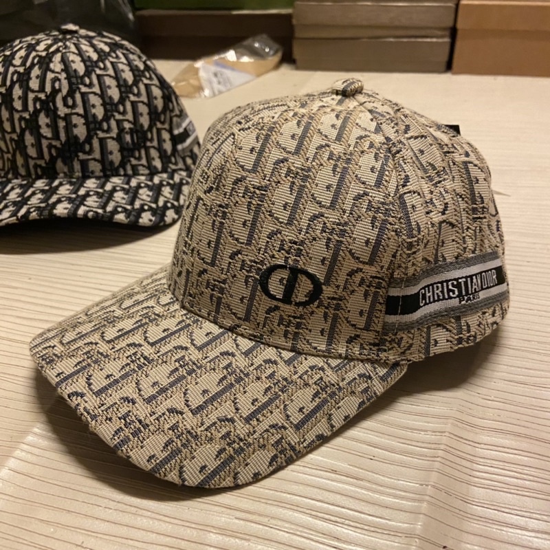 Topi wanita c D10R Topi pria branded import premium Quality topi artis topi keren
