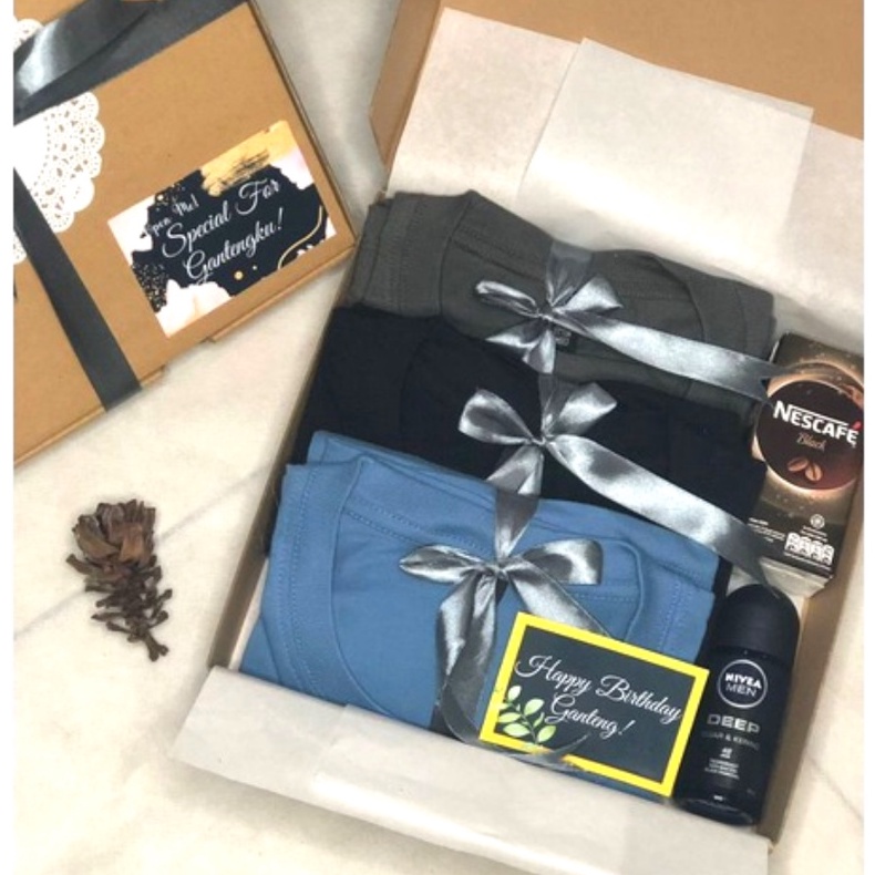 Hampers box cowok cewek kaos kaos pacar SAT SET MASE