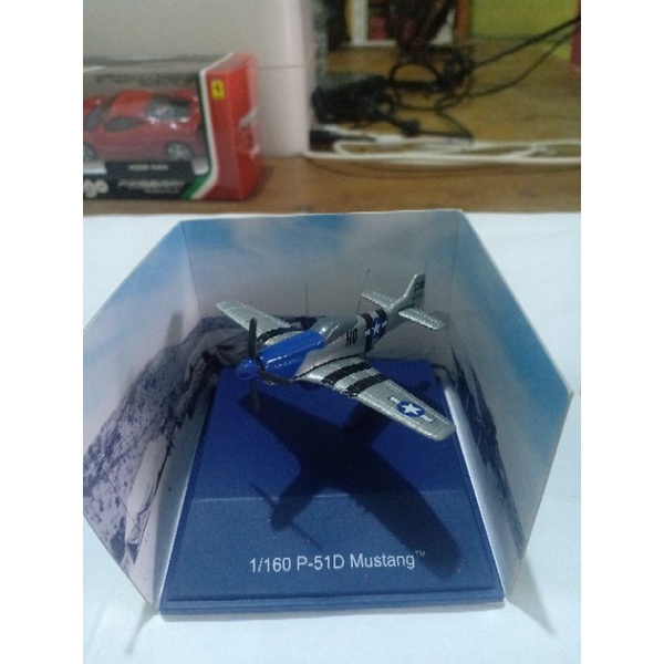 Diecast pesawat tempur P-51D Mustang miniatur pesawat perang dunia jadul unik capung