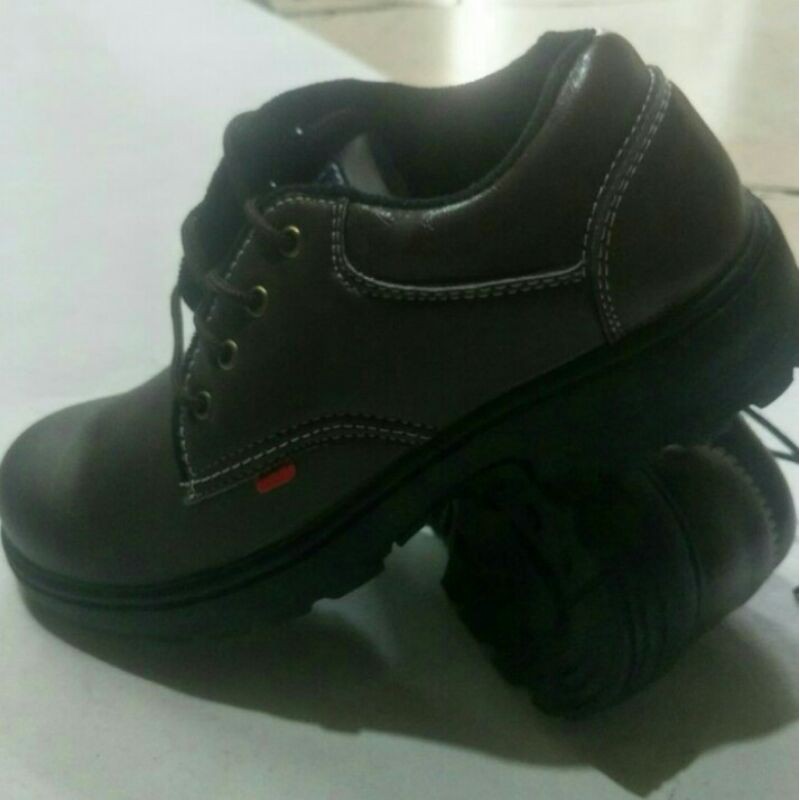 Sepatu Safety shoes casual Sepatu pendek Sepatu Kerja