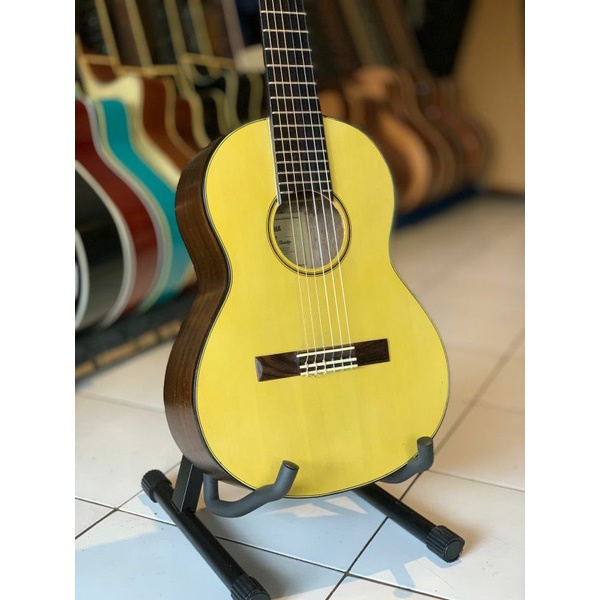 GITAR AKUSTIK NILON CLASIK TRAVELING JOGJA