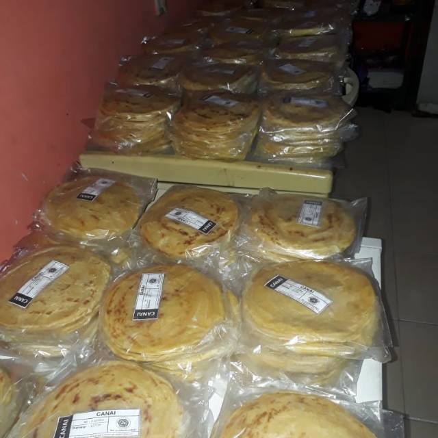 

canai isi 5, diameter 17cm, harga Rp 20.000