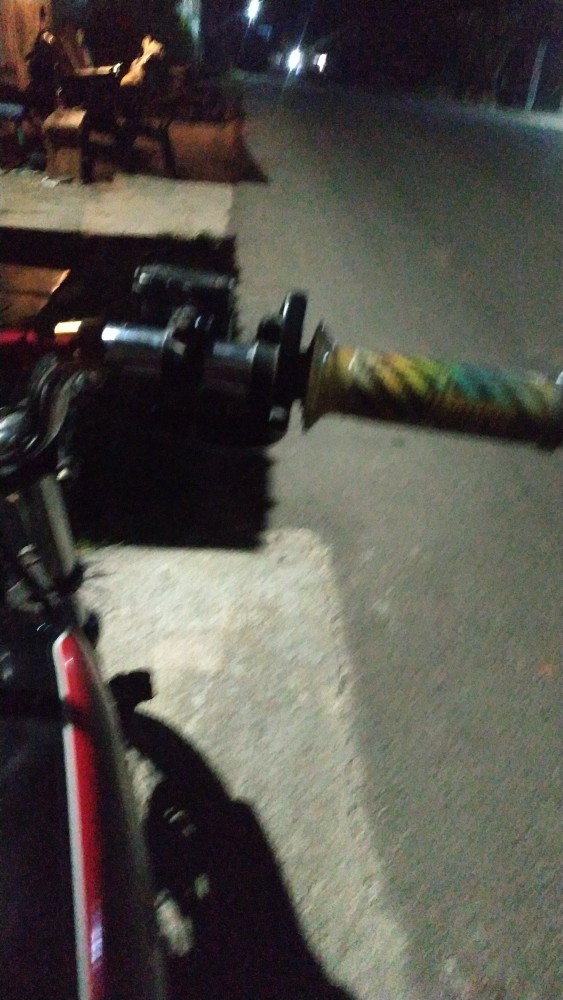 Roda Pager/ Gerbang 7cm Besi Cor Rel Behel(bulat)/rel Siku