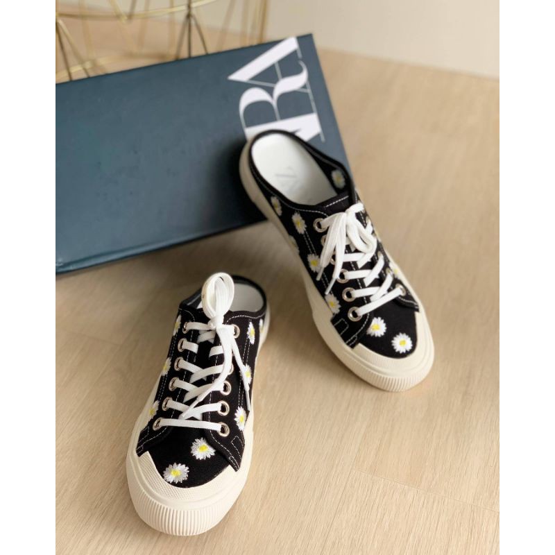 SEPATU SNEAKERS WANITA ZR / SEPATU SNEAKER BRANDED IMPORT TERMURAH (ORIGINAL)