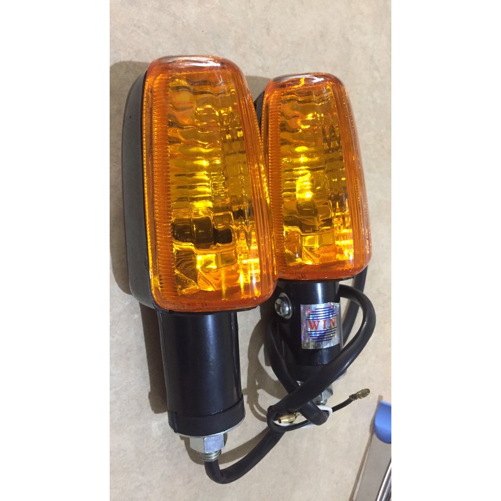 LAMPU SEN SEIN RITING HONDA MEGAPRO 2006 PRIMUS MONOSHOCK SEPASANG 2 Pcs MERK WIN