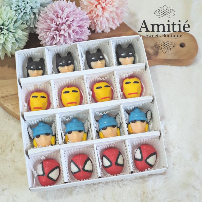 

Coklat Praline Avengers Superhero - 1 Box isi 16 / Coklat Karakter / Birthday Gift