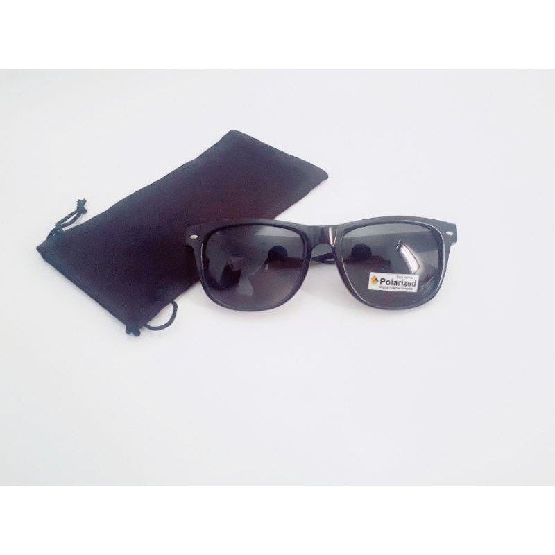 KACAMATA GAYA MODEL KOTAK KAKI BESAR POLARIZED KOREA