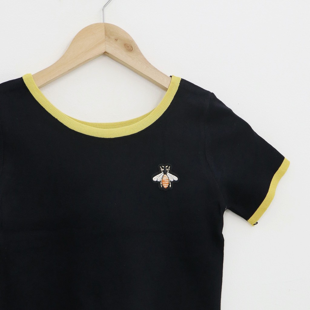 Bee knit tee  -Thejanclothes