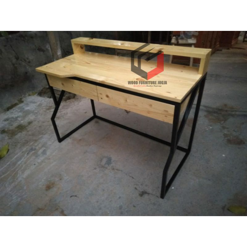 Promo Meja belajar industrial / meja pc /meja gamer