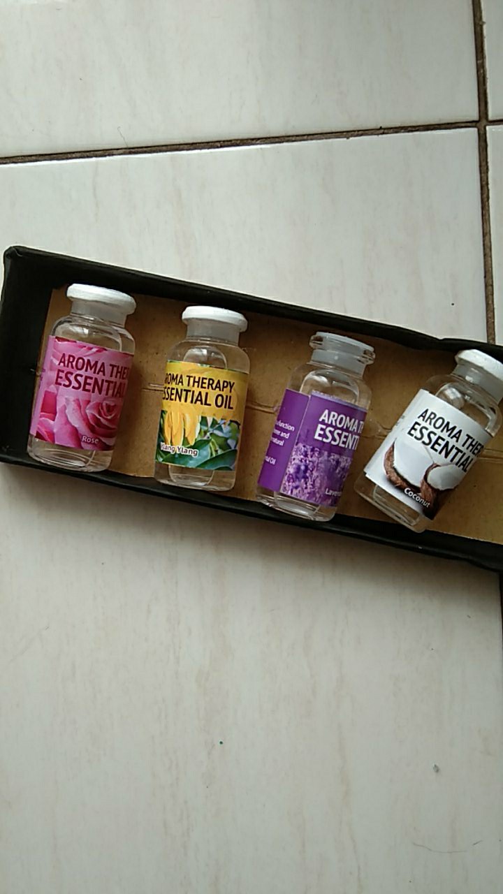 Aromatheraphy Essential Oil/pengharum Ruangan Essential Oil / Oil Pengharum Ruangan 15ml