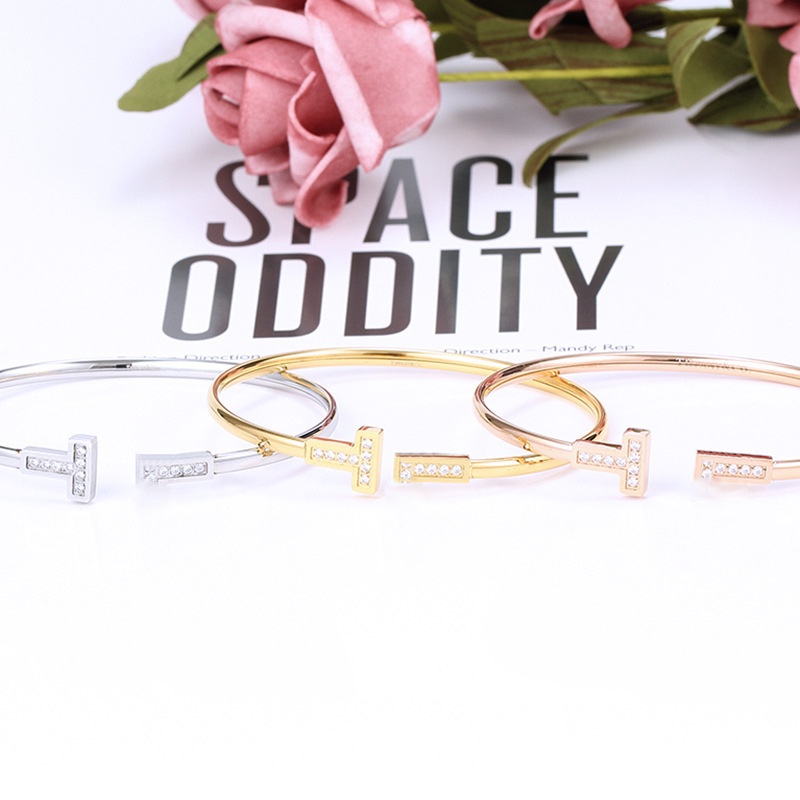 T Baja Titanium Ganda T Gelang Perempuan Eropa Amerika Populer Gelang Anti Karat Klasik All-Match Gelang