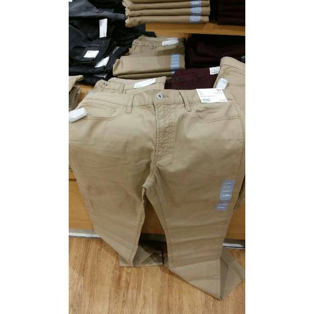harga jeans uniqlo