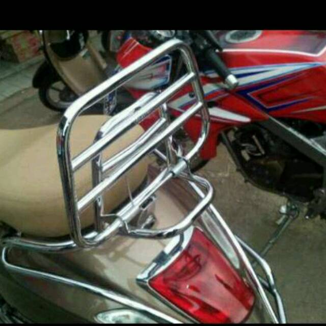 Backrack/Rak Sandaran Vespa Primavera Dan New Sprint.Aksesoris Vespa