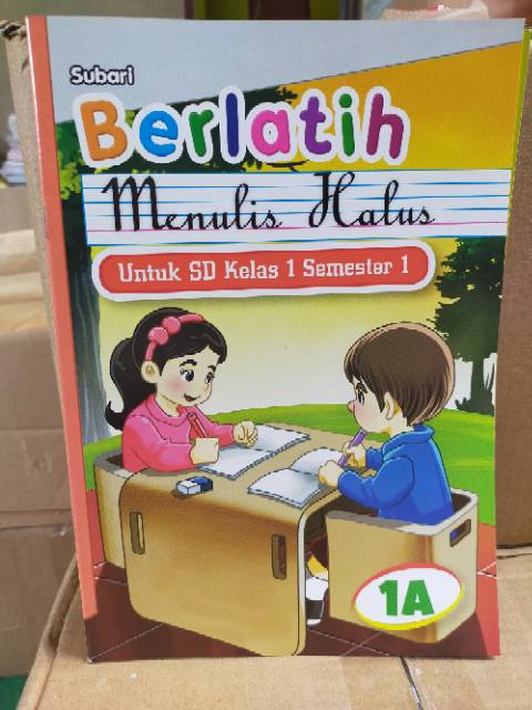 Satu paket buku berlatih menulis halus untuk SD/mi kelas 1A dan 1B semester 1 dan 2