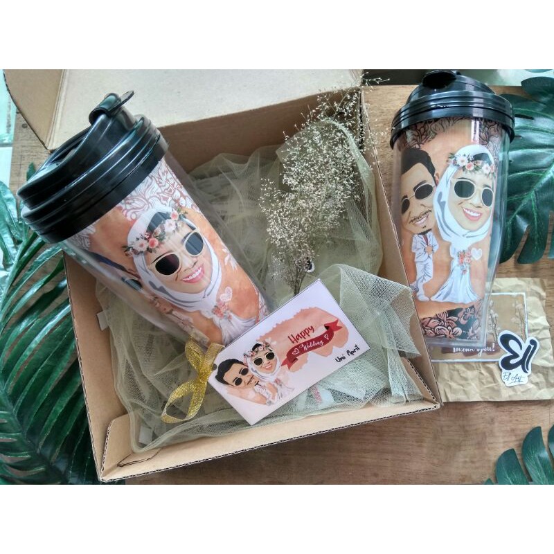 [2pcs] Couple Tumbler doodle custom handmade design + vector art kado pernikahan wedding gift
