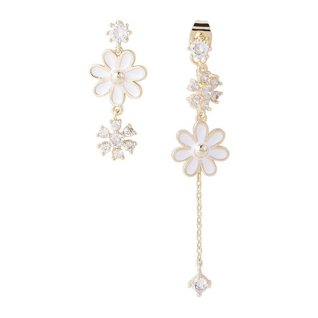 LRC Anting Tusuk Fashion Asymmetrical Gold Silver Needle Flower K16115