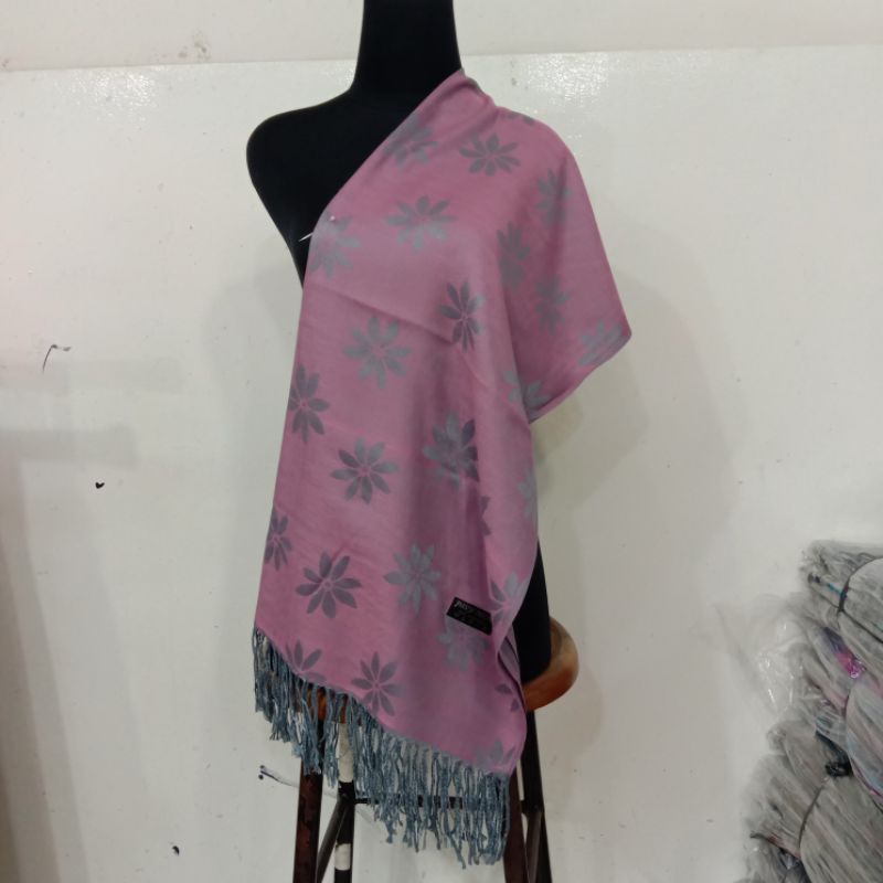 syal pashmina motif daun || syal || scarf || selendang || shawl || pashmina || fashion wanita