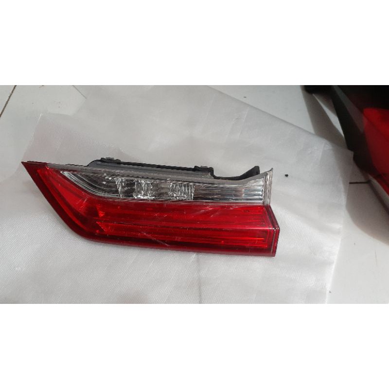 Lampu bagasi Honda CRV TURBO kanan