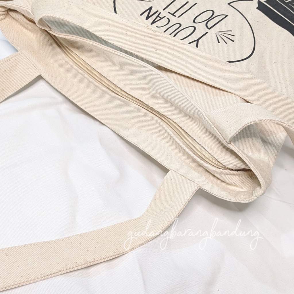 Totebag Kanvas Design CFE dengan tutup resleting