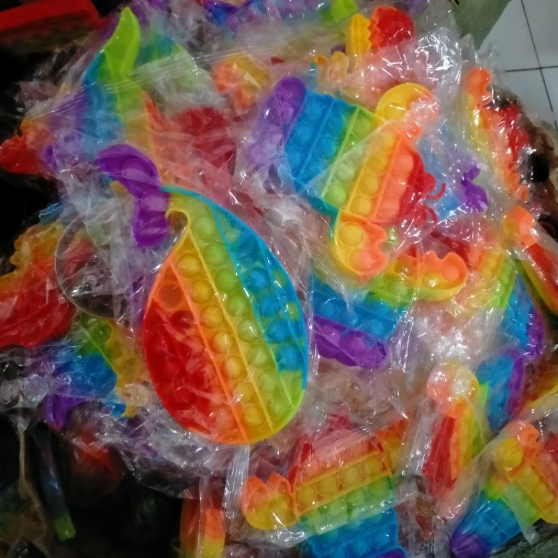 mainan pop it (ukuran besar)pop it rainbow multicolor /harga untuk per 1 pop it rainbow