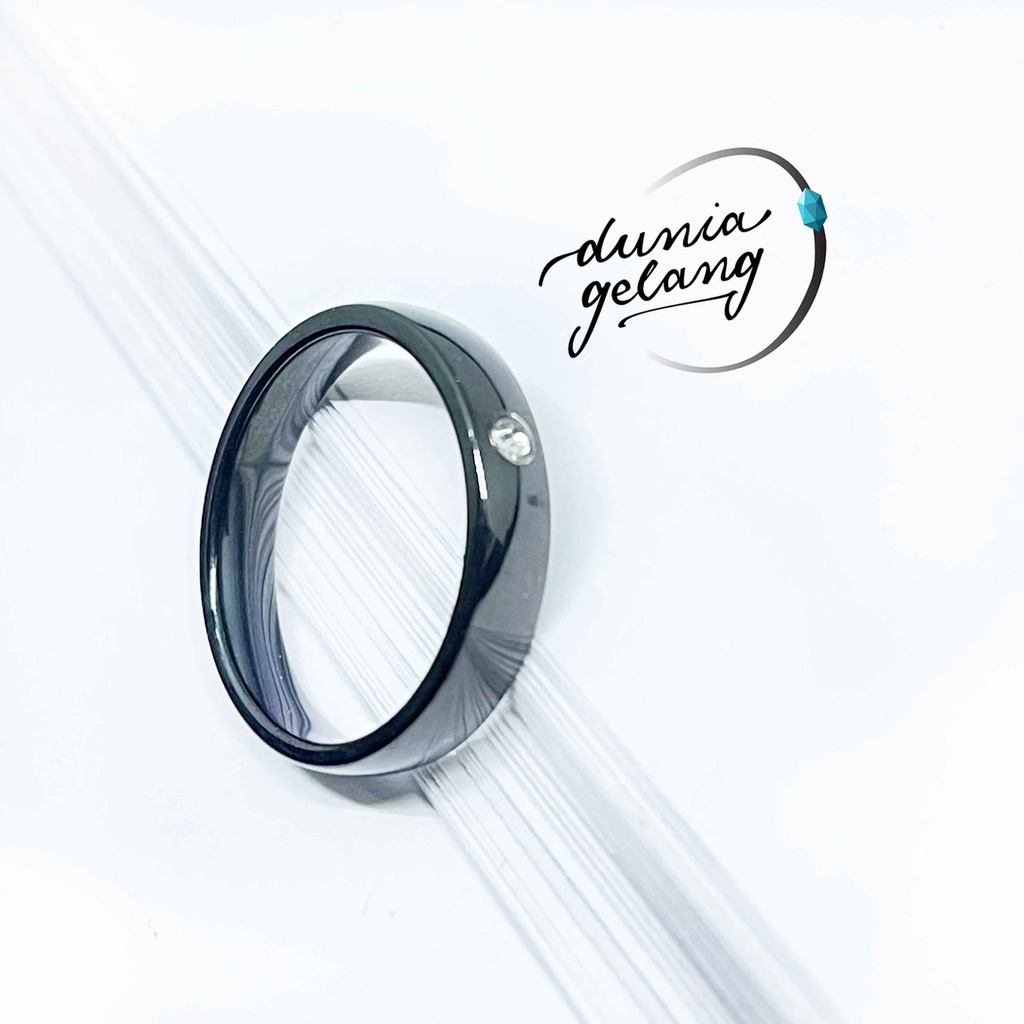 CINCIN TITANIUM OVAL HITAM TITIK PERMATA / CINCIN WANITA PRIA ANAK TUNANGAN DUNIAGELANG