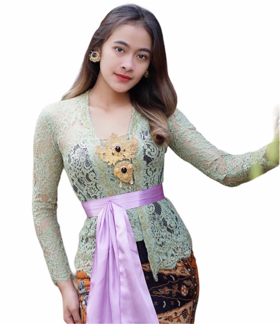 Kebaya jadi brokat payet