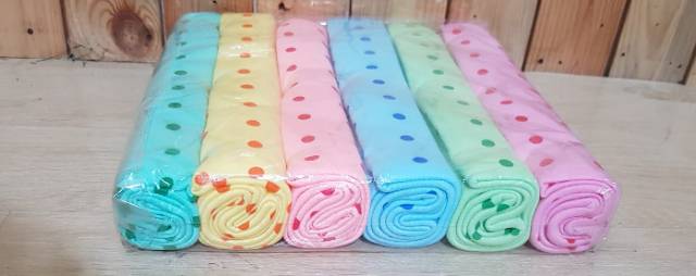 1 Helai Bedong Bayi Jumbo Polkadot Rainbow Fejess 90x115 cm Bedong Selimut Baby Polcadot ECER Per 1 Helai