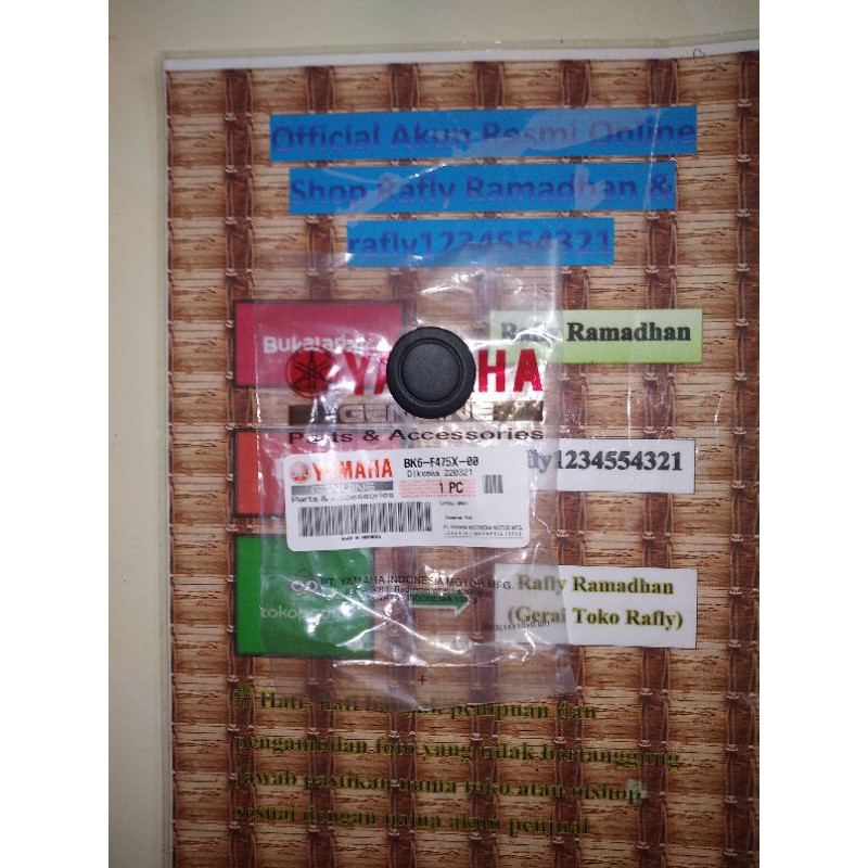 cover tutup baut jok R15 V3 new ori yamaha BK6-F475X-00