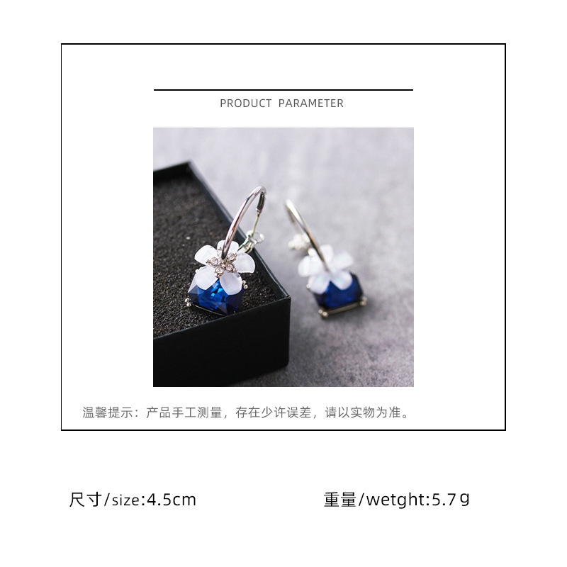 Profil tinggi dan murah hati trendi fashion ornamen Kristal cherry blossom anting-anting cincin/stud