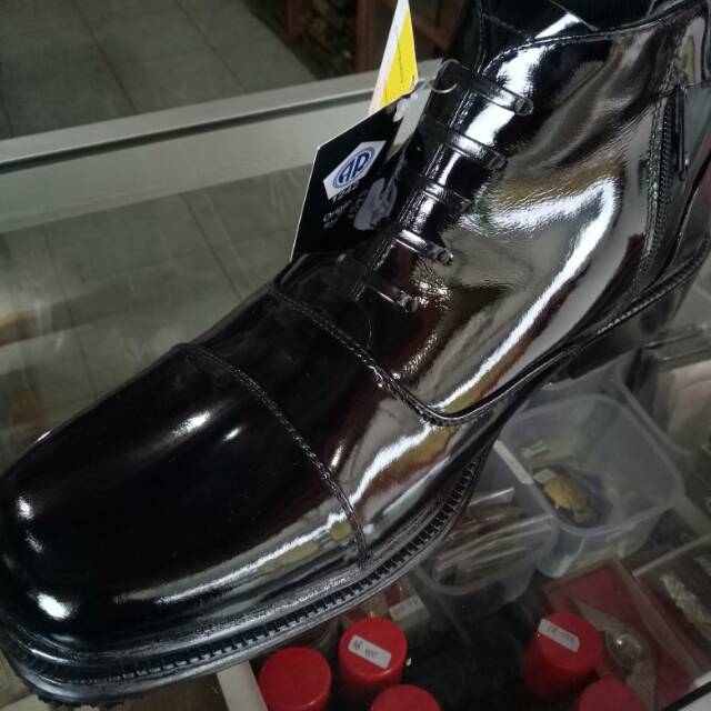 Sepatu PDH Polri